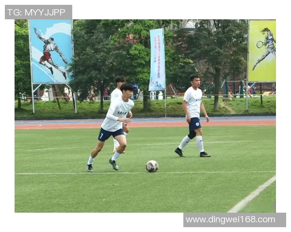 重庆足球队在邀请赛中的个人能力分析与表现评估