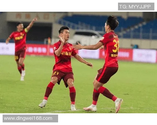 广州网球队以85分领跑精英赛积分榜展现强劲实力